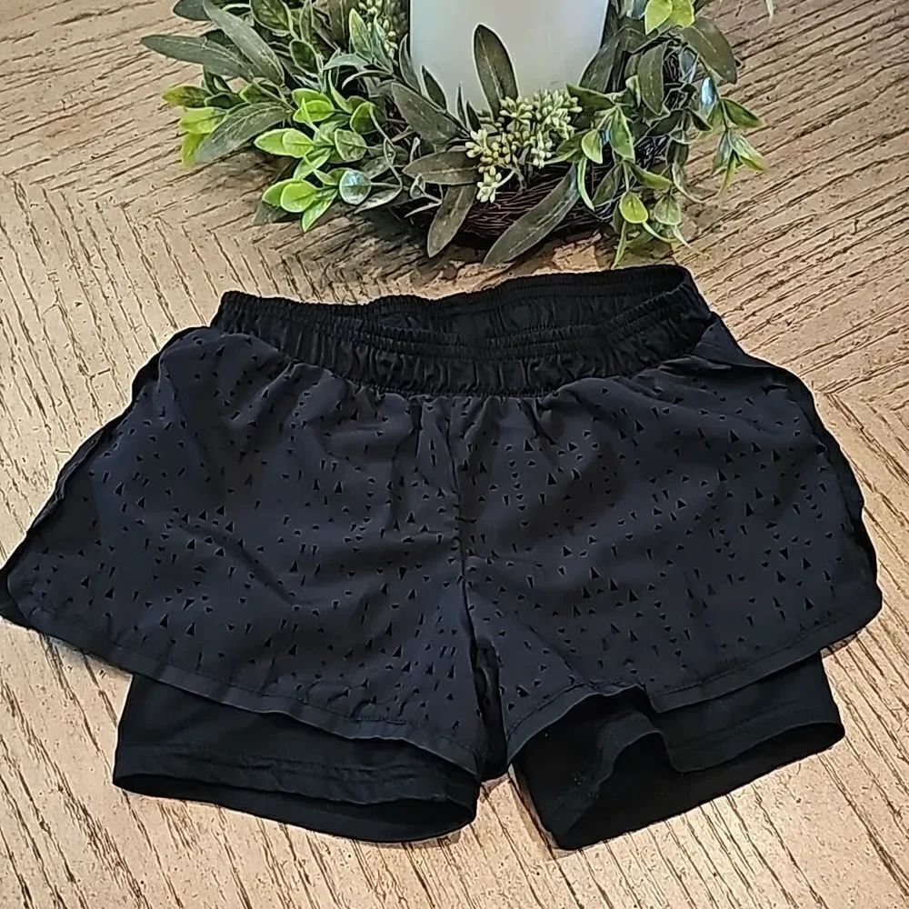 Girls Black champion shorts size M